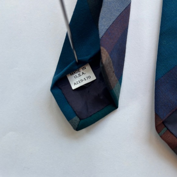 Pendleton 100% Virgin Wool Plaid Tie Green Blue Burgundy Classic Mens 55"+ USA - Picture 9 of 9